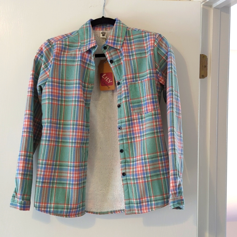 Soft lined flannel button up shirt